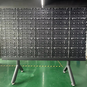 Écran de réunion tactile tout-en-un Topled avec roulettes, affichage TV numérique LED P1.86 sur pied - Product Image 4