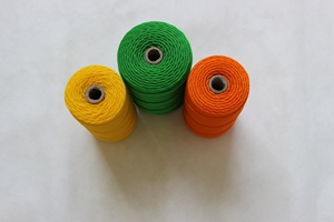 Vente en gros <span class=keywords><strong>de</strong></span> ficelle <span class=keywords><strong>de</strong></span> <span class=keywords><strong>bobine</strong></span> <span class=keywords><strong>de</strong></span> pp <span class=keywords><strong>de</strong></span> couleur différente ficelle <span class=keywords><strong>de</strong></span> film pp ficelle <span class=keywords><strong>de</strong></span> <span class=keywords><strong>lin</strong></span> tomate - Product Image 2