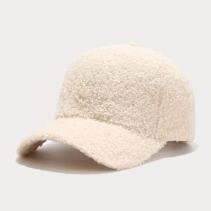 Casquette de baseball en peluche automne-hiver 2025, chaude, tendance, décontractée, couleur unie, pour femme, en fourrure - Product Image 6