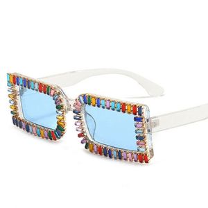 Lunettes de soleil carrées en cristal de luxe tendance 2021, petite monture, lunettes de soleil en strass pour femmes - Product Image 2