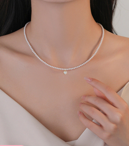 قلادة نسائية رفيعة للغاية من سبيكة اللؤلؤ الأبيض الصغير من نوع شي فاميلي بحجم 3 مم، بتصميم قلادة على شكل قلب فاخرة خفيفة، سلسلة ترقوة، رائجة لعام <span class=keywords><strong>2026</strong></span> - Product Image 6