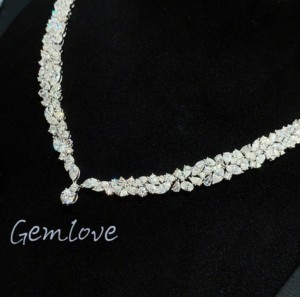 Collar de oro de 18 quilates con diamantes de corte Marquesa cultivado en laboratorio certificado por IGI, a la moda y a la moda para mujeres, adecuado para el uso diario - Product Image 1