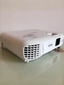 <span class=keywords><strong>Projecteur</strong></span> portable E Ps0 n CB-X06 3D intégré 3600 Lumens pour la maison, le bureau, la formation, les réunions, l'enseignement commercial, avec haut-parleur intégré - Product Image 3