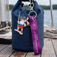 Porte-clés en métal personnalisé, alliage de zinc émaillé, breloque mascotte 3D de dessin animé, vente en gros avec sangle en satin imprimée