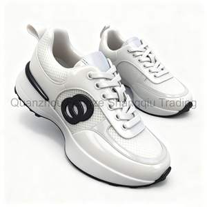 أحذية نسائية عصرية عالية الجودة لعام <span class=keywords><strong>2025</strong></span>، حذاء رياضي مخصص بنعل سميك وتصميم عصري يتماشى مع مشاهير الإنترنت - Product Image 2