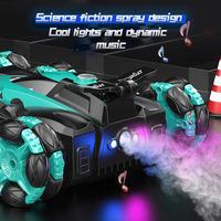 Vente chaude 2.4Ghz Double Face Rc Stunt Cars Six Roues Drift Veichcle LED Lumières 360 Degrés Flips Rotation Crawler Avec Spray