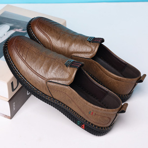 Mocasines casuales de cuero para hombre, suela suave, tacón bajo, suela exterior de goma para uso informal - Product Image 4