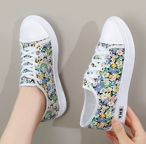 <span class=keywords><strong>Scarpe</strong></span> di tela da ragazza di nuovo Design alla moda <span class=keywords><strong>scarpe</strong></span> piatte con stampa floreale Casual da donna - Product Image 1