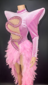 فساتين نسائية من نوكانس نوفانس، تشكيلة جديدة 2023، فستان سهرة وردي مزين بالريش والماس، فستان سهرة أنيق وجذاب للحفلات - Product Image 5