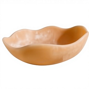 Bol décoratif en résine écologique avec motif géode, forme d'agate naturelle polie pour la décoration de la maison et des tables de fête, et comme centre de table - Product Image 1