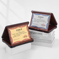 Support de médaille pliable en bois écologique personnalisé, plaque commémorative de trophée de gloire, bracelet de récompense, plaque d'hommage pour cadeaux de bienvenue