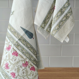 Unisex High Quality Embroidered Eco-Friendly Organic Waffle Cotton <b>Bath</b> <b>Towel</b> <b>Set</b> Solid Color Customized Size Hand Embroidered - Product Image 3