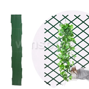 Siepe Artificiale Espandibile con Foglie Verdi in Plastica per Decorazione Verticale Esterna - Product Image 6