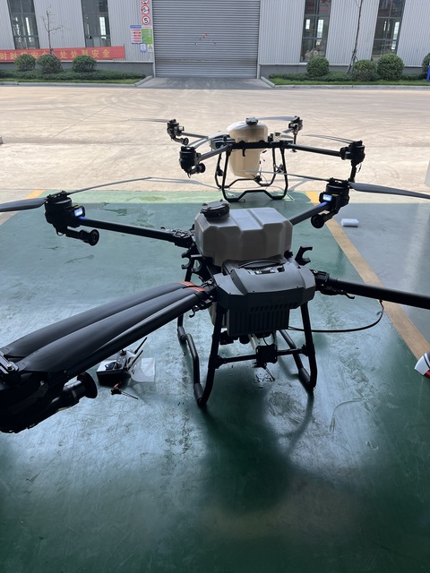 Long Time Flight Agriculture Spraying UAV Orchard Drone Sprayer Crop Spraying Drone