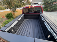Couvercle de tonneau rétractable en alliage d'aluminium pour Dodge RAM 1500 Couvercle de rouleau de lit de camion étanche avec boîte RAM