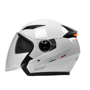 Casques de <span class=keywords><strong>moto</strong></span> ABS personnalisés à prix abordable avec feux arrière LED, casques de <span class=keywords><strong>moto</strong></span> en coton, casques demi-visage personnalisés, fabricants de casques de <span class=keywords><strong>moto</strong></span> - Product Image 6