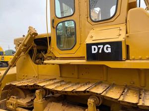 Bulldozer Caterpillar D7G d'occasion de haute qualité, modèle 2023, puissance 150000W avec boîte de vitesses et pompe, capacité de bulldozing 25000KG, 8,6m - Product Image 6