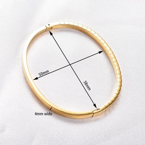 Bracelet manchette carré multi-cubes en acier inoxydable pour femme, ouvrable, tendance, bijou de main en métal, accessoires de mode - Product Image 2