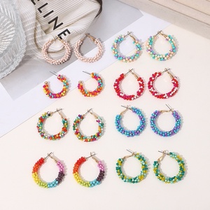 SDELL Novedad: Pendientes de Aro de Alambre con Cristales Estilo Bohemia Chic, con Pequeñas Cuentas de Vidrio en Forma de Arroz, Geométricos y Modernos - Product Image 1