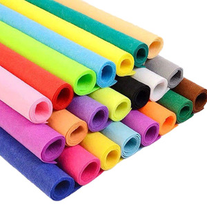 Maßgeschneiderte Farben Hochwertige RPET Nachhaltige Heimtextil-Rohmaterialien Stoff Vliesstoff - Product Image 3