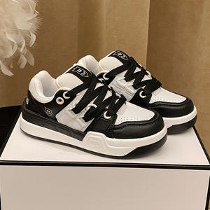 Chaussures de sport respirantes à semelle épaisse de créateur haut de gamme, rehaussantes, en maille, vente en gros, chaussures de course - Product Image 3