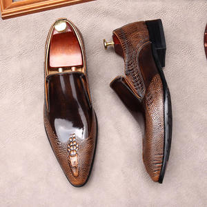 Chaussures habillées pour hommes de luxe européennes - Chaussures formelles de créateur haut de gamme en cuir de vache véritable - Product Image 5