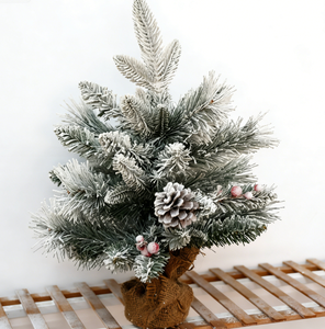 Nouvel Arbre de Noël Artificiel Haut de Gamme Personnalisé Écologique pour Intérieur et Centre Commercial - Product Image 2