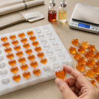 4ml Kompakte Herzförmige Ungiftige Silikonform für Handgemachte Süßigkeiten, Kerzen, Seife, Harz, DIY-Kunstwerke, Individuelle Muster Möglich