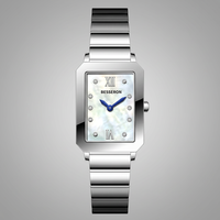 Montre carrée pour femme avec logo personnalisé, en acier inoxydable, chiffres romains, mouvement à quartz, bracelet à maillons, étanche, pour femme
