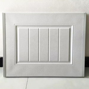 <span class=keywords><strong>Porte</strong></span> <span class=keywords><strong>de</strong></span> <span class=keywords><strong>garage</strong></span> <span class=keywords><strong>isolée</strong></span> en acier grain <span class=keywords><strong>de</strong></span> bois automatique moderne avec fenêtres - Product Image 5