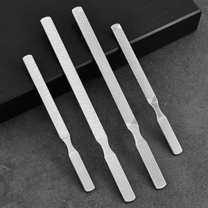 En stock : Outils de soin des ongles, lime à ongles en acier inoxydable à quatre faces, lime à pédicure épaissie, bande de ponçage pour ongles fongiques. - Product Image 4