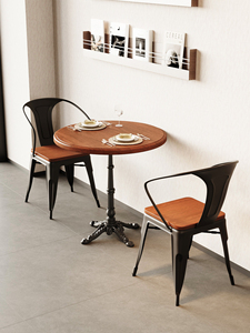 Ensemble de petites chaises de table à manger carrées en bois massif de style antique pour les cafés commerciaux, les restaurants, les bars et les restaurants. - Product Image 5