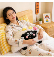 Coussin en peluche mouton moelleux et mignon, idéal pour canapé et lit, décoration d'intérieur, cadeau de vacances pour enfants et adultes