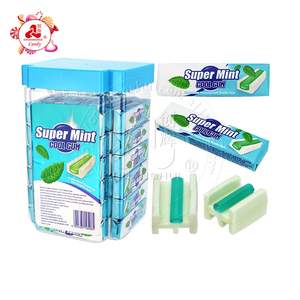 Biscuits classiques en forme de petit ours avec confiture de chocolat - Product Image 1