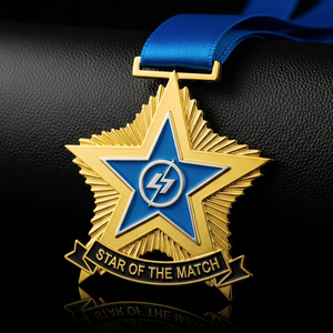 Medalla Estrella Chapada en Oro con Diseño de Rayo en el Centro y Esmalte Azul, con Cinta para Premios de Partidos y Reconocimiento en Eventos Deportivos - Product Image 3