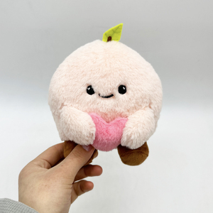 Llavero de Peluche de Durazno Suave de 15 cm con Corazón Rosa, Bonito Juguete de Peluche de Fruta, Colgante Esponjoso, Accesorios para Muñecas, Regalos de Cumpleaños - Product Image 5