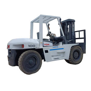 Chariot élévateur diesel d'occasion TCM FD100 avec moteur Isuzu, capacité de 10 tonnes, mât à deux étages, pneus pleins - Product Image 1