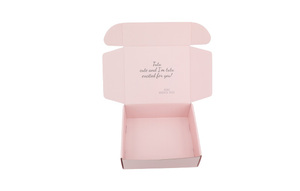 Boîte de papier de <span class=keywords><strong>carton</strong></span> ondulé recyclé imprimé de logo personnalisé bon marché respectueux de l'environnement boîte postale rose boîtes en <span class=keywords><strong>carton</strong></span> pour vêtement - Product Image 5