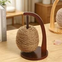 Outil de bobinage de fil DIY écologique en bois, accessoire de couture fait main pour tricoter des pulls, du crochet et des crochets à fil.