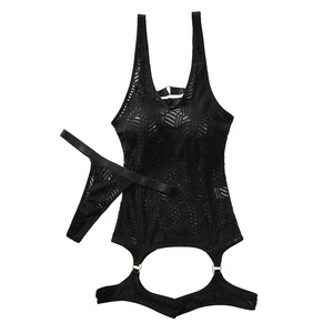 Lingerie féminine sexy et romantique : Body transparent en maille rayée avec larges bretelles et lanières de cuisse intégrées - Product Image 6