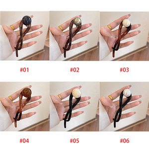 Koearn Classico Fermaglio per Capelli a Pinza con Design a Torsione Semplice, in Resina Monocolore con Perle, Stile Dolce e alla Moda, per Donna - Product Image 5