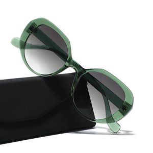 Gafas de Sol Unisex de Moda al por Mayor 2024, Diseño de Lujo para Mujer, Protección UV400, Color Verde, Logotipo Personalizado de Alta Gama - Product Image 3