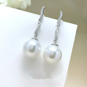 Orecchini Lunghi Stile Madreperla per Donne, Eleganti Gioielli per Orecchie alla Moda - Product Image 6