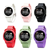 Montre numérique mignonne en gros pour enfants (garçons et filles) avec bracelet en plastique et écran LED, plusieurs fonctions - Modèle 2026