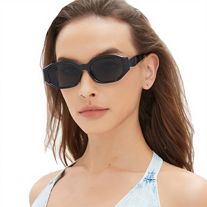 Autumn Unisex <b>Square</b> <b>Sunglasses</b> Black UV400 Optical Lenses PC <b>Frame</b> Material Full <b>Frame</b> Trendy Fashion for Women - Product Image 3