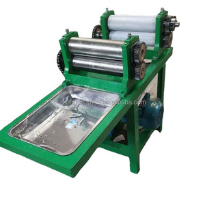 Machine à rouleaux multifonction en alliage pour la fabrication de fondations de cire d'abeille, entièrement automatique, électrique, pour l'apiculture - Product Image 1