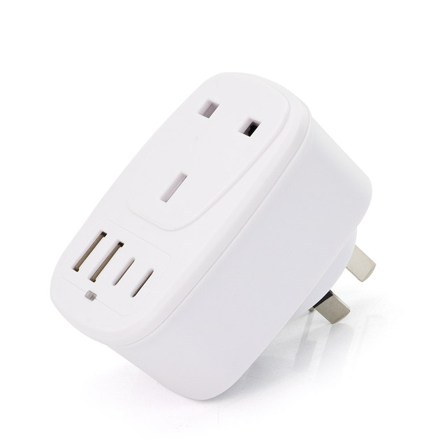 For Type G UK Australia Germany USA Travel Plug Adapter 2A 2C USB Ports 10A Brass Material