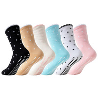 Chaussettes de Pilates personnalisées à pois pour femmes, antidérapantes, avec silicone en forme de cœur, chaussettes de yoga, barre, reformer, studio, chaussettes de Pilates