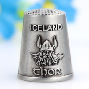 Dedal <span class=keywords><strong>de</strong></span> costura <span class=keywords><strong>de</strong></span> dedo decorativo <span class=keywords><strong>de</strong></span> recuerdo vikingo <span class=keywords><strong>de</strong></span> <span class=keywords><strong>Islandia</strong></span> 3D troquelado <span class=keywords><strong>de</strong></span> diseño libre personalizado - Product Image 4