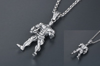 Pendentif d'haltères en acier inoxydable créatif à la mode européenne pour hommes, collier de bijoux de musculation, pendentifs fins, breloques